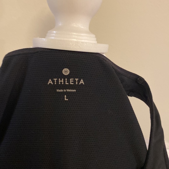 Athleta tank top with billed in bra size L - Picture 4 of 5